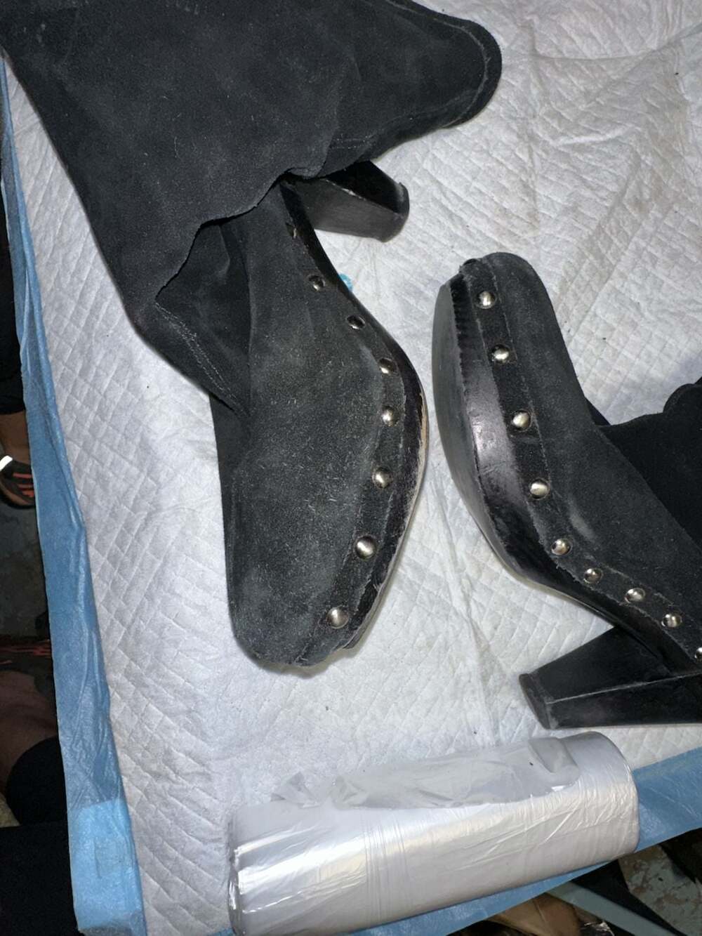 Michael Kors Black Suede Studded Clog Boots Size 7.5M - Picture 13 of 14